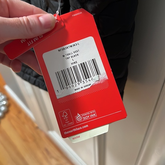 Men’s North Face Vest NWT - Picture 2 of 4